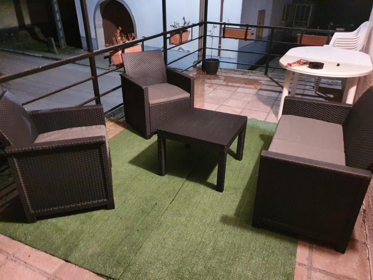 Appartement F1 Rez De Chausser Bg N°2 Bains les Bains Bagian luar foto
